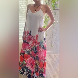 Bisou Bisou White Floral Maxi Dress
